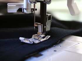 Pixabay a sewing machine