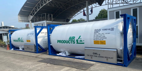 iso-containters-ready-for-transport-3×2-1