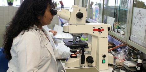 laboratory-g173f2645e_640