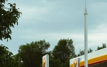 shell-gas-startion-unsplash-e1664000130467