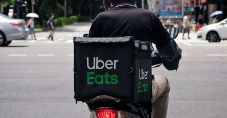 uber-Eats-Driver-Unsplash