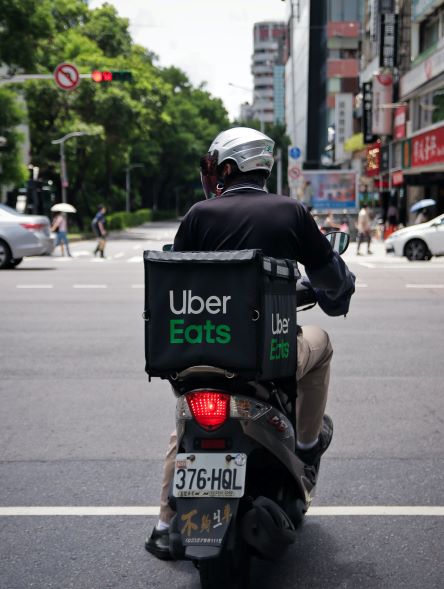 uber-Eats-Driver-Unsplash